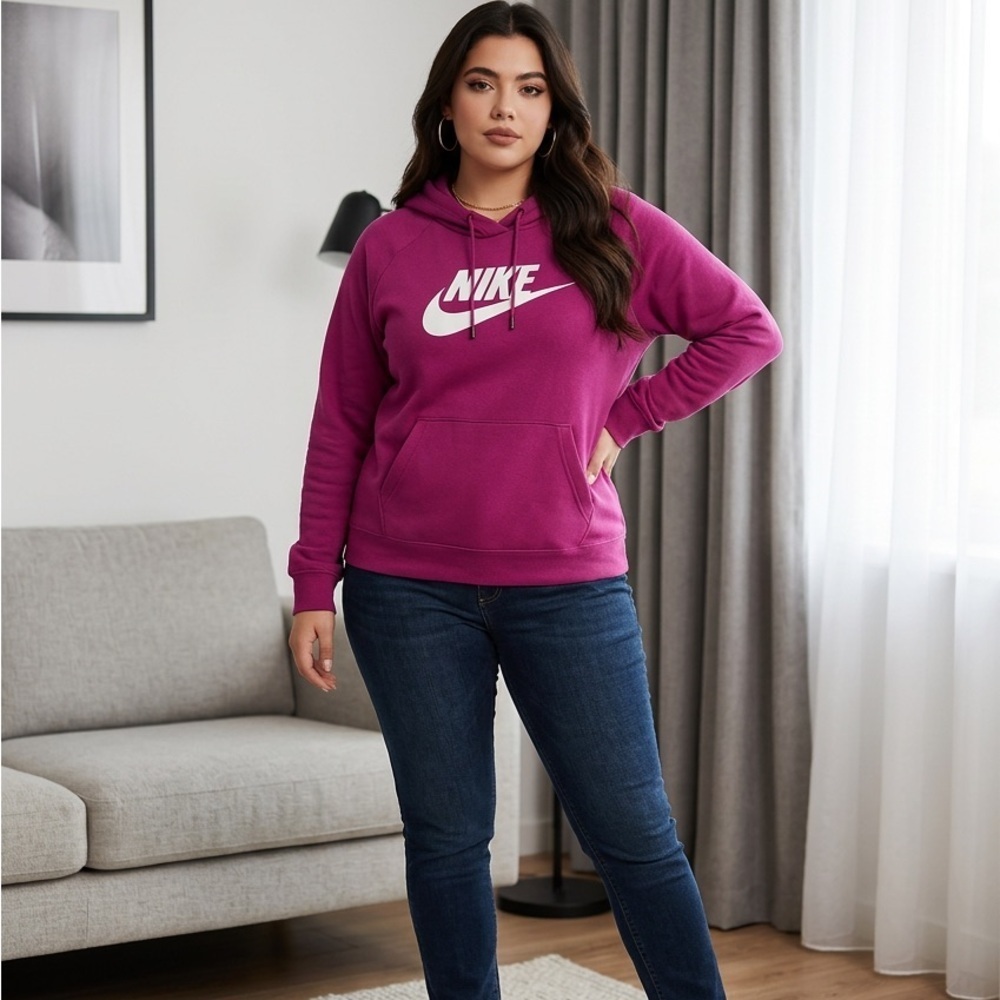 Nike Womens Medium Fuchsia Long Sleeve Fleece Activewear Hoodie Swoosh EUC